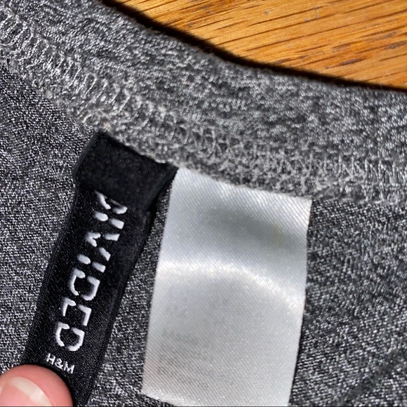 H&M DIVIDED HEATHERED GREY WITH STRIPED SHIRT - Picture 2 of 4